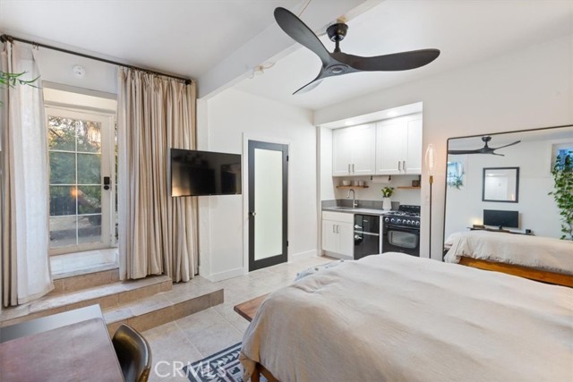 Detail Gallery Image 37 of 64 For 2207 - 2009 Apex Ave, Los Angeles,  CA 90039 - 2 Beds | 2 Baths