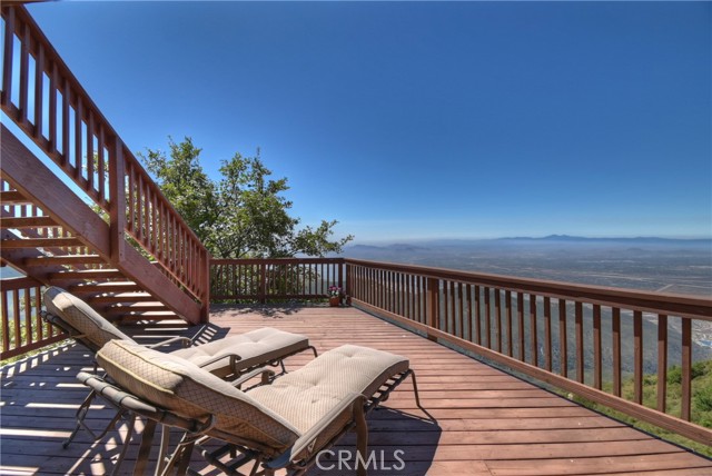 Detail Gallery Image 7 of 44 For 22665 Valley View Dr, Crestline,  CA 92325 - 4 Beds | 3 Baths