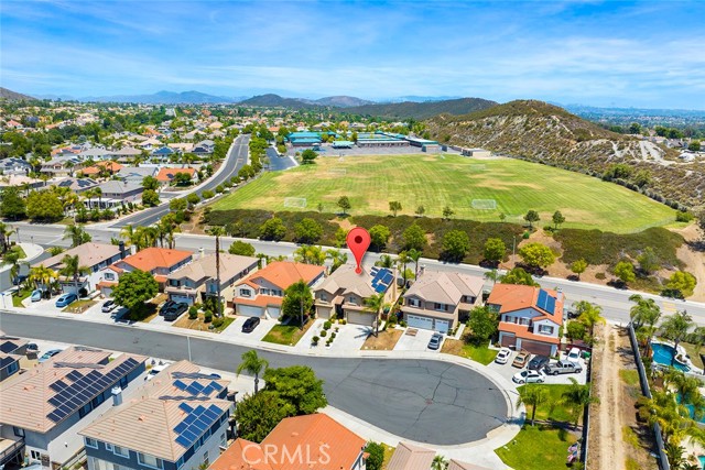 Detail Gallery Image 13 of 45 For 39766 Pinedale Way, Murrieta,  CA 92562 - 5 Beds | 3 Baths