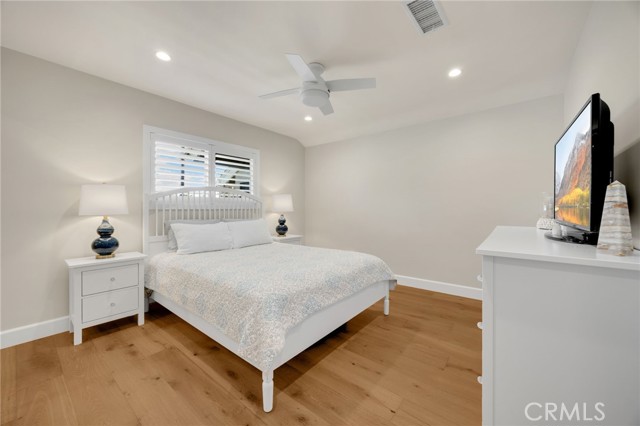 Detail Gallery Image 16 of 31 For 1619 Melody Ln, Fullerton,  CA 92831 - 4 Beds | 3/1 Baths