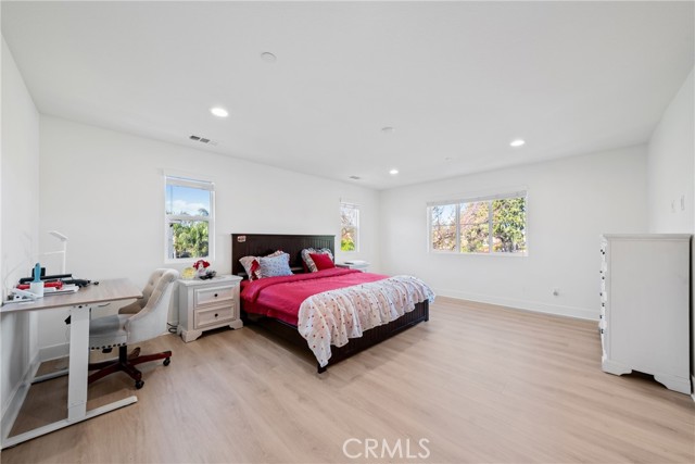 Detail Gallery Image 22 of 34 For 12938 Meridian Ct, Corona,  CA 92880 - 4 Beds | 3/1 Baths