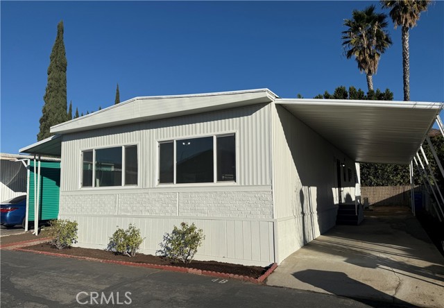 Detail Gallery Image 1 of 7 For 16079 Yarnell St. #B4,  Sylmar,  CA 91342 - 2 Beds | 2 Baths