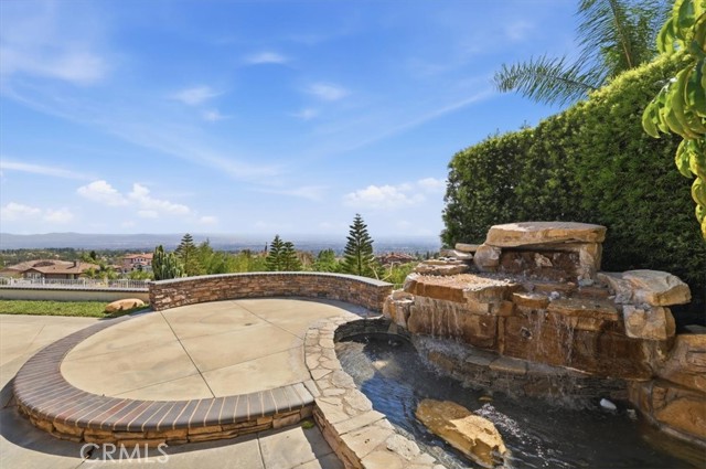 Detail Gallery Image 45 of 61 For 9849 Meadowood, Rancho Cucamonga,  CA 91737 - 4 Beds | 2/1 Baths