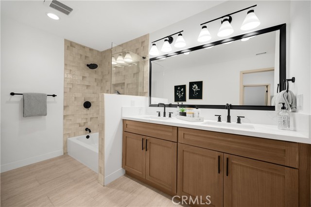 Detail Gallery Image 28 of 42 For 2301 9th, Los Angeles,  CA 90018 - 3 Beds | 3 Baths