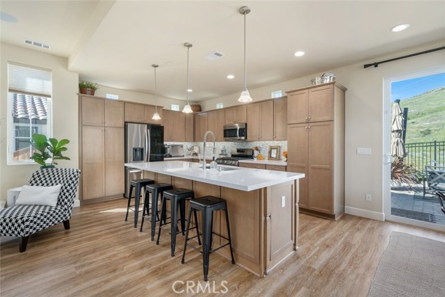 Detail Gallery Image 8 of 45 For 3061 Arezzo, San Luis Obispo,  CA 93401 - 3 Beds | 2/1 Baths