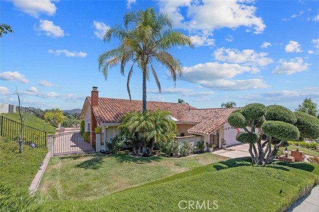 2039 Channelford Road, Westlake Village CA: https://media.crmls.org/medias/a66433cf-ee08-4314-9480-0e3d77274297.jpg