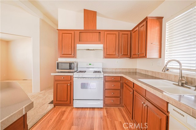 Detail Gallery Image 15 of 50 For 601 Bermuda, Hemet,  CA 92543 - 3 Beds | 2 Baths