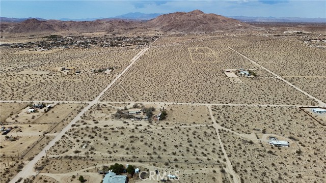 Detail Gallery Image 11 of 11 For 760 Carmel St, Joshua Tree,  CA 92252 - – Beds | – Baths