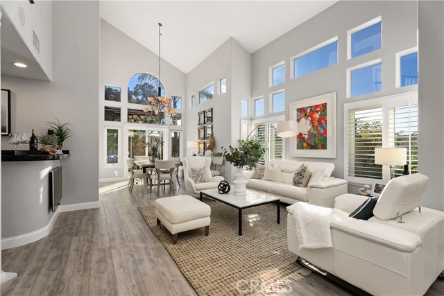 Detail Gallery Image 6 of 67 For 21 Bernay, Laguna Niguel,  CA 92677 - 4 Beds | 3/1 Baths