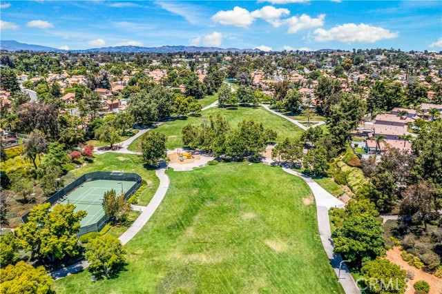 Detail Gallery Image 38 of 41 For 31813 via Campanario, Temecula,  CA 92592 - 4 Beds | 2 Baths