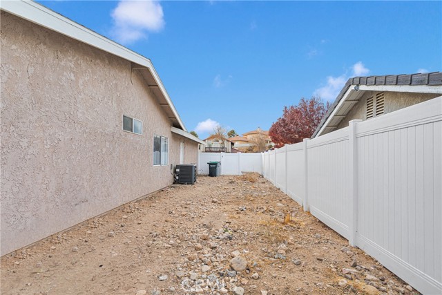 Detail Gallery Image 27 of 30 For 12899 Spring Valley Pkwy, Victorville,  CA 92395 - 3 Beds | 2 Baths