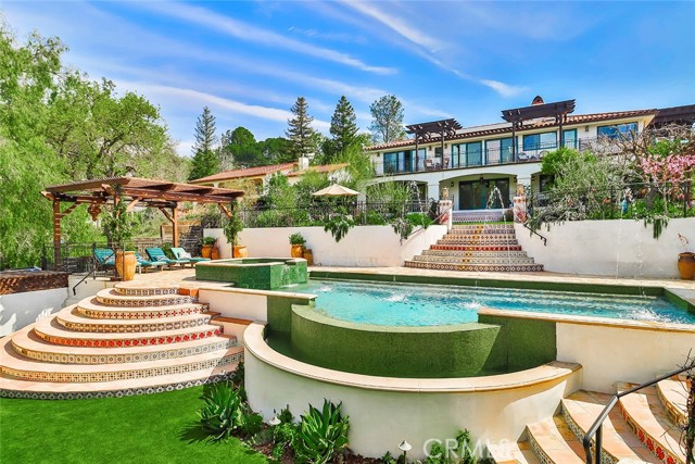 Detail Gallery Image 1 of 45 For 5617 Colodny Dr, Agoura Hills,  CA 91301 - 6 Beds | 4/1 Baths