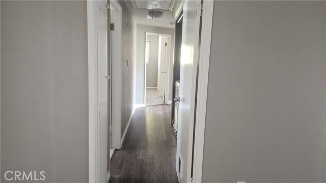 Detail Gallery Image 11 of 36 For 22945 Nadine Cir #B,  Torrance,  CA 90505 - 2 Beds | 2 Baths