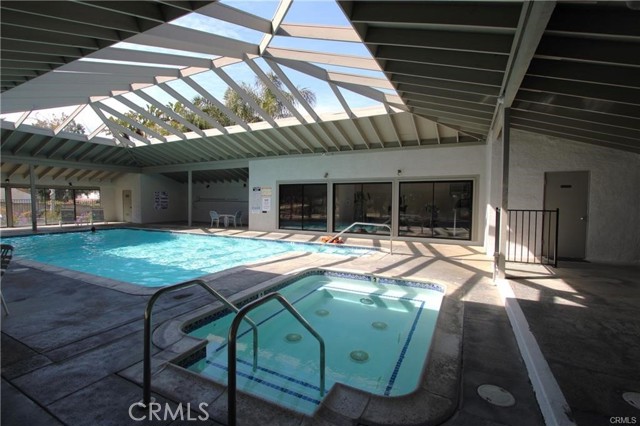 Detail Gallery Image 2 of 14 For 242 E Fern Ave #103,  Redlands,  CA 92373 - 1 Beds | 1 Baths