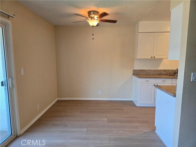 Detail Gallery Image 5 of 11 For 780 Earlham St #7,  Pasadena,  CA 91101 - 2 Beds | 2 Baths