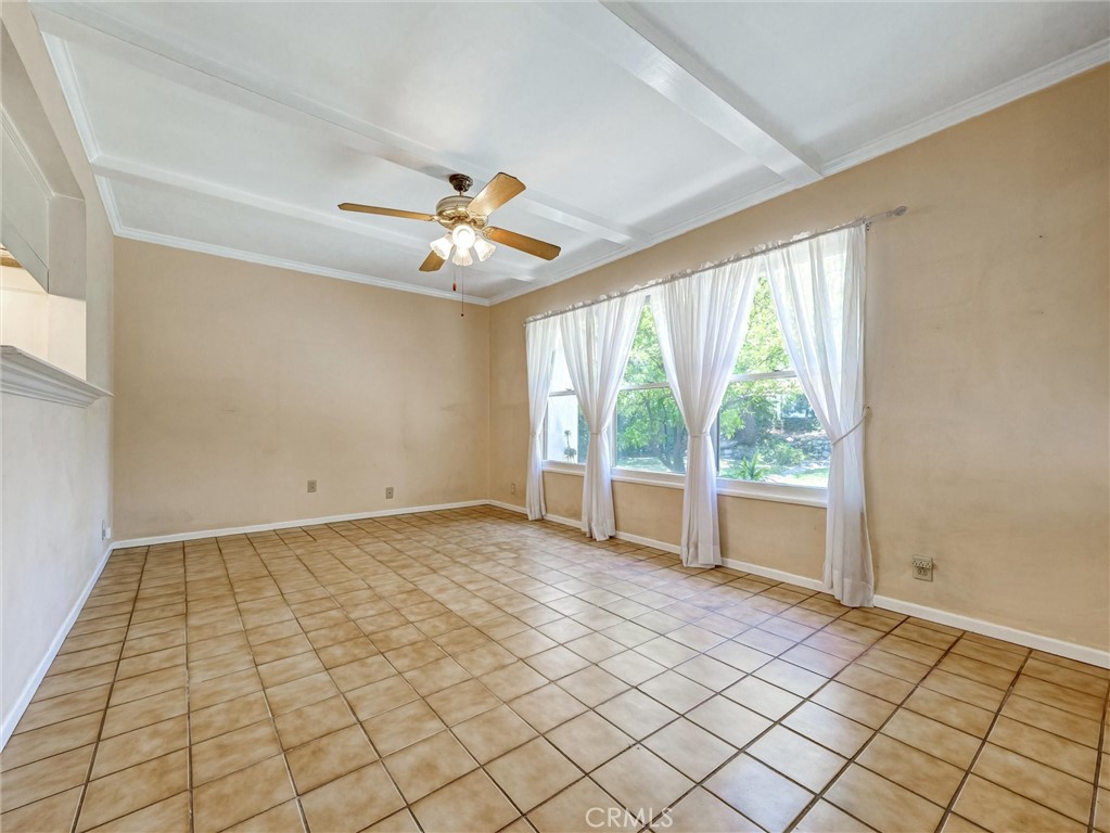 MLS #OC25158364 img 10