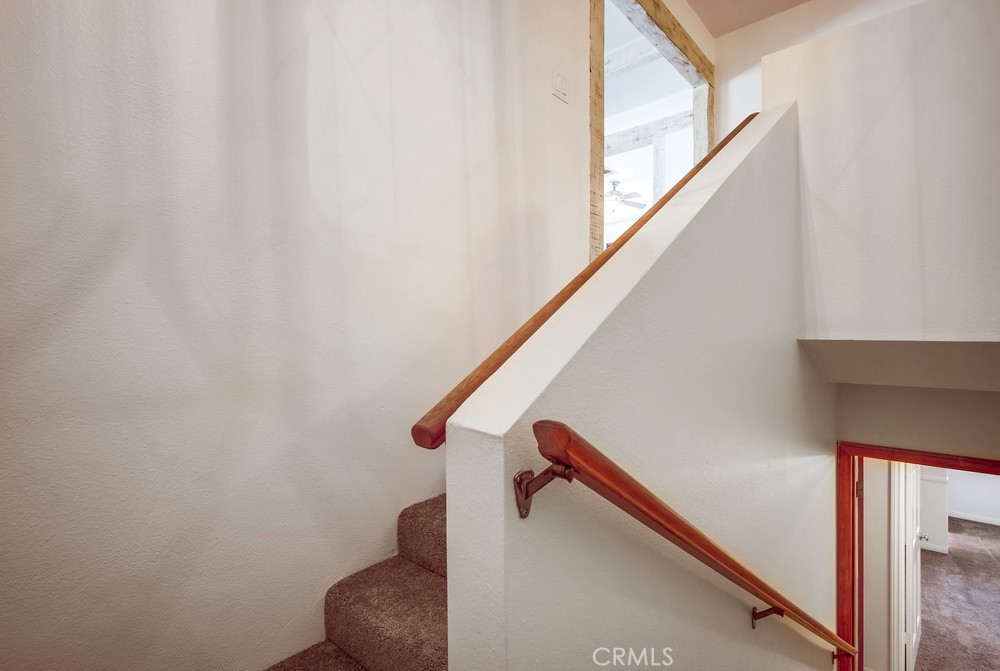 https://media.crmls.org/medias/a66b0697-d95f-48d4-810c-65fa1d7f7683.jpg?preset=X-Large
