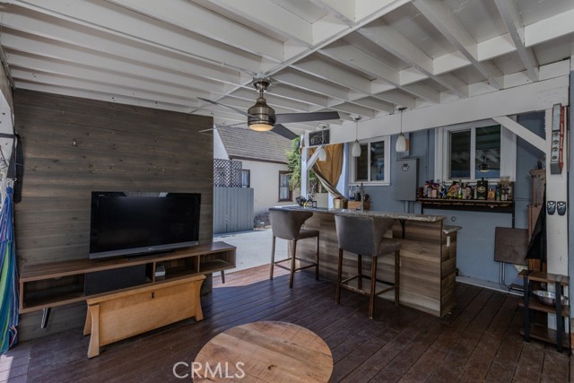 4712 Townsend Avenue, Los Angeles CA: https://media.crmls.org/medias/a66be42f-ad2a-429b-9545-b0214080c031.jpg