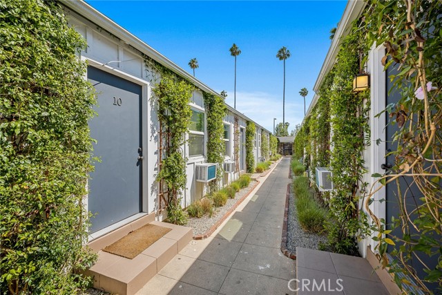 Detail Gallery Image 17 of 37 For 31 N Parkwood, Pasadena,  CA 91107 - – Beds | – Baths