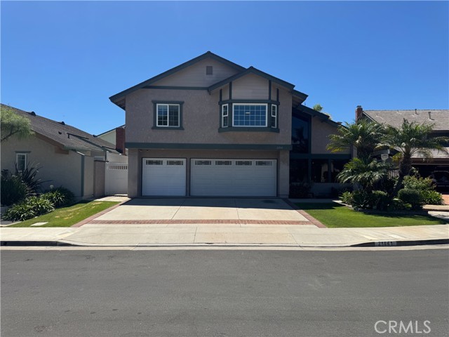 21041 Shaw Lane, Huntington Beach CA: https://media.crmls.org/medias/a66d2e81-1b26-4b9e-8cea-8c970f8b09fa.jpg