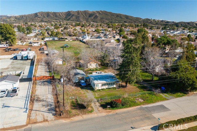 13487 Fremont Street, Yucaipa CA: https://media.crmls.org/medias/a66f294f-b9e2-4312-9b00-123c38d87f89.jpg