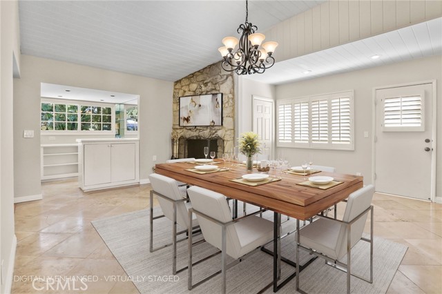 Detail Gallery Image 11 of 40 For 22841 Mariano St, Woodland Hills,  CA 91367 - 3 Beds | 3 Baths