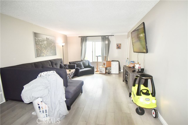 2245 W Vancouver Drive, Anaheim CA: https://media.crmls.org/medias/a66fbef8-53ee-4ca1-8bd0-90d32f524489.jpg