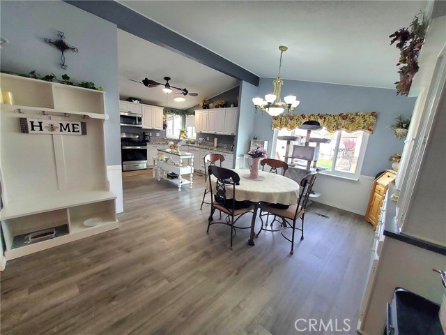 Detail Gallery Image 10 of 28 For 9161 Santa Fe Ave E #22,  Hesperia,  CA 92345 - 3 Beds | 2 Baths