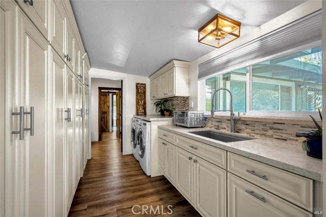 Detail Gallery Image 8 of 45 For 441 Vichy Hills Dr, Ukiah,  CA 95482 - 3 Beds | 3/1 Baths