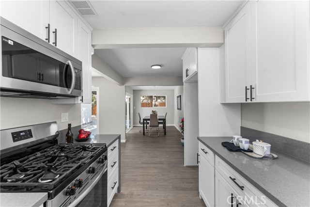 Detail Gallery Image 24 of 40 For 38634 Carolside Ave, Palmdale,  CA 93550 - 4 Beds | 2 Baths