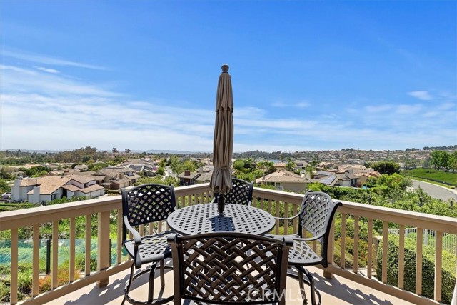 28212 San Marcos, Mission Viejo CA: https://media.crmls.org/medias/a6710345-15fc-4e67-a777-5b18e76e17a2.jpg