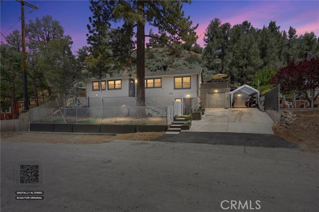 Front Image Thumbnail for CRDW26136898