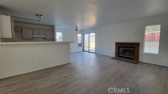 10221 Lawson Avenue, Adelanto CA: https://media.crmls.org/medias/a6723d7b-c4e7-4a60-a9a8-37b6a566537b.jpg