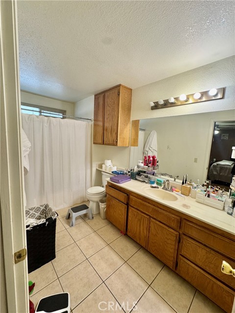 Detail Gallery Image 9 of 9 For 10656 10th Ave, Hesperia,  CA 92345 - 4 Beds | 2 Baths