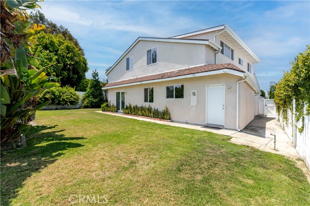 Detail Gallery Image 20 of 50 For 3822 S Cloverdale Ave, Los Angeles,  CA 90008 - 5 Beds | 3 Baths