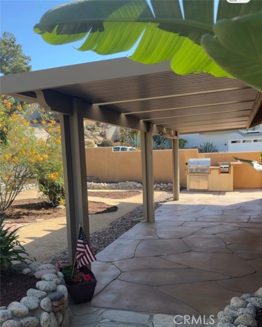 Detail Gallery Image 4 of 6 For 23350 Clipper Ct, Canyon Lake,  CA 92587 - 3 Beds | 2 Baths