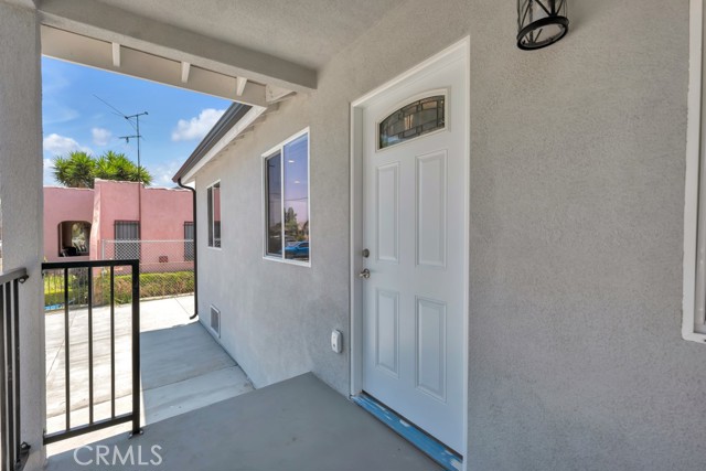 1234 W 89th Street, Los Angeles CA: https://media.crmls.org/medias/a6760066-6a0f-4e4b-8e99-0a5665e969d8.jpg