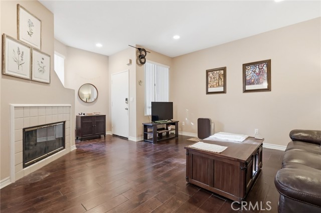 Detail Gallery Image 6 of 39 For 1441 Brett #136,  San Pedro,  CA 90732 - 2 Beds | 2/1 Baths