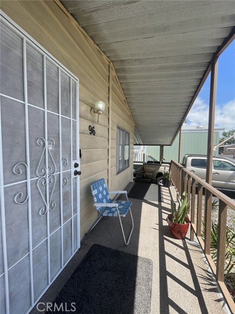 Detail Gallery Image 4 of 23 For 12550 Carson St #96,  Hawaiian Gardens,  CA 90716 - 2 Beds | 2 Baths