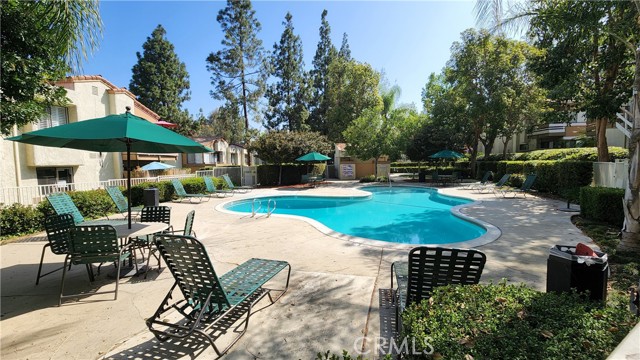 Detail Gallery Image 3 of 3 For 22804 Hilton Head #39,  Diamond Bar,  CA 91765 - 2 Beds | 1 Baths