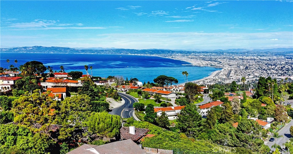 Picture of Palos Verdes Estates, CA 90274