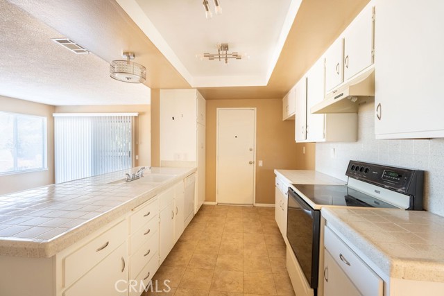 Detail Gallery Image 17 of 35 For 27465 Embassy St, Menifee,  CA 92586 - 2 Beds | 2 Baths