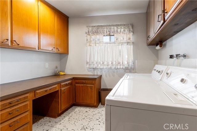 Detail Gallery Image 15 of 46 For 4955 Southridge Ave, View Park,  CA 90043 - 4 Beds | 4/1 Baths