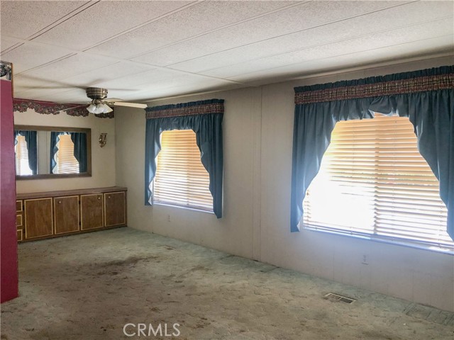 Detail Gallery Image 13 of 24 For 400 E Roberts #99,  Bakersfield,  CA 93308 - 2 Beds | 2 Baths