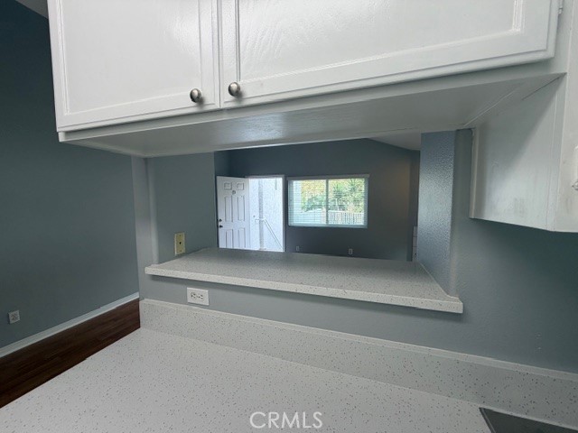 Detail Gallery Image 10 of 33 For 3709 Las Flores Canyon Rd #D,  Malibu,  CA 90265 - 2 Beds | 1 Baths