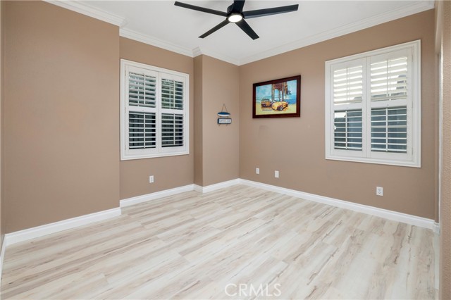 6403 Royal Grove Drive, Huntington Beach CA: https://media.crmls.org/medias/a67cc799-1dfc-4fe8-8566-92cce53f4082.jpg