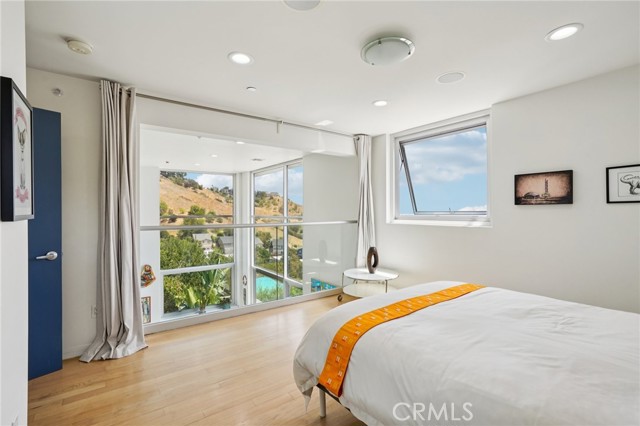 Detail Gallery Image 23 of 45 For 3640 Roseview Ave, Los Angeles,  CA 90065 - 3 Beds | 3 Baths