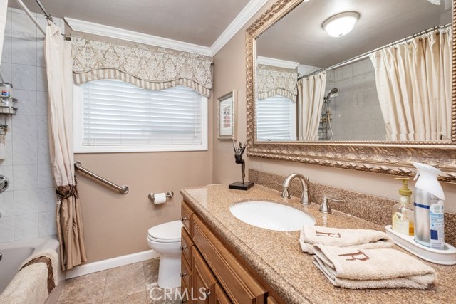 Detail Gallery Image 23 of 31 For 9331 Cape Cod Dr, Huntington Beach,  CA 92646 - 4 Beds | 2 Baths