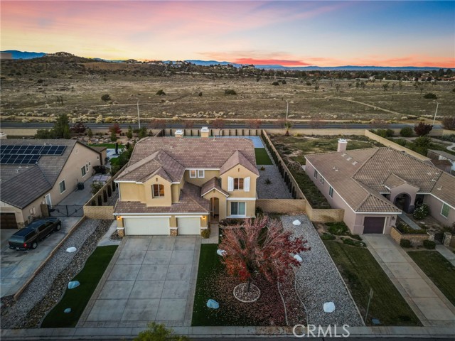 Detail Gallery Image 3 of 55 For 3625 Paddock Way, Quartz Hill,  CA 93536 - 6 Beds | 4/2 Baths