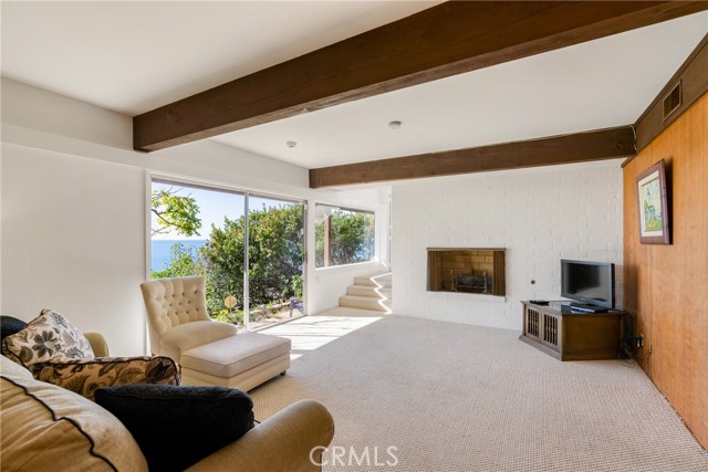 Detail Gallery Image 30 of 55 For 481 Dartmoor St, Laguna Beach,  CA 92651 - 4 Beds | 3/1 Baths